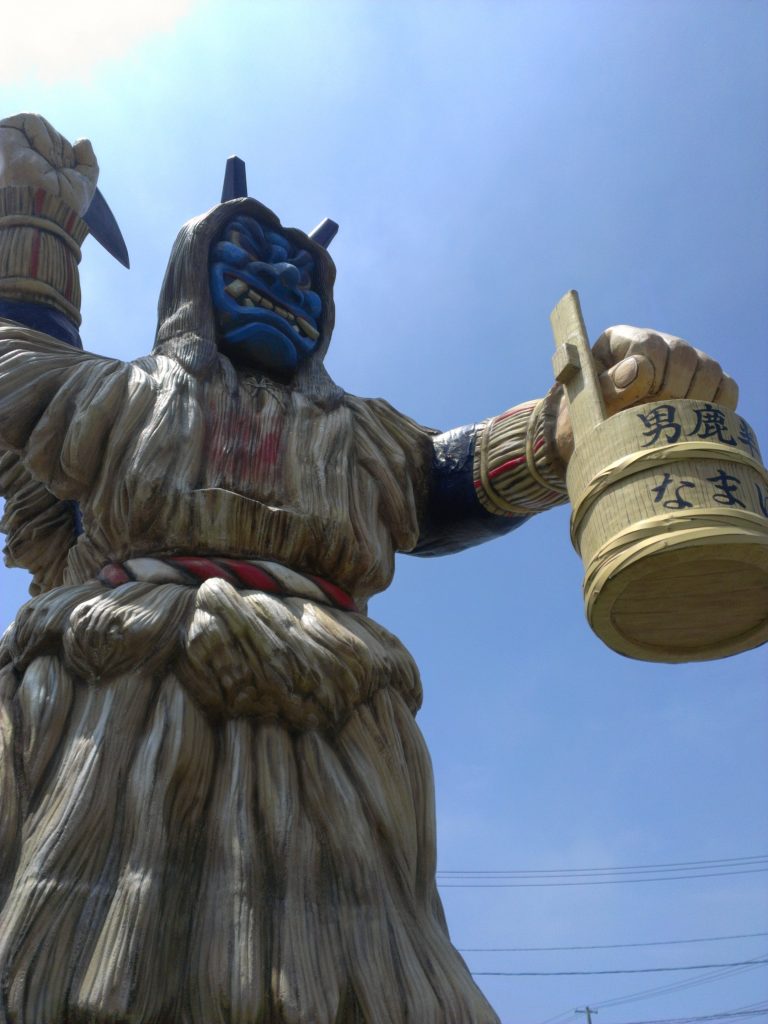 秋田の巨大なまはげ